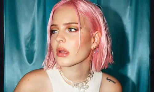 Anne Marie