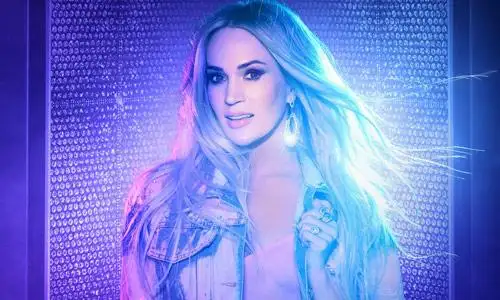 Carrie Underwood tour image