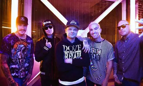 Hollywood Undead tour image