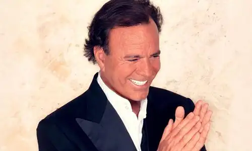 Julio Iglesias