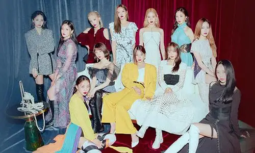 LOONA