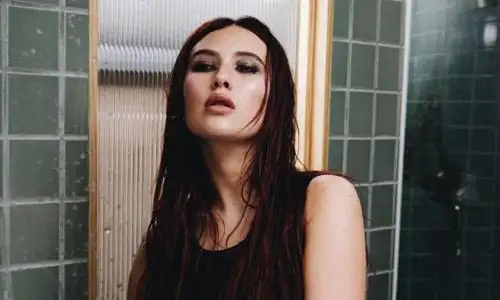 Mimi Webb