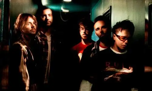 Nothing But Thieves