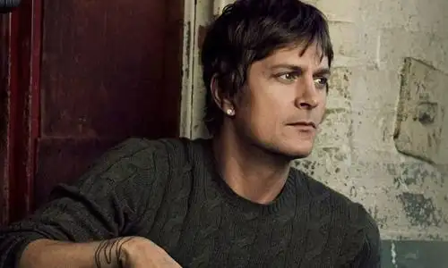 Rob Thomas